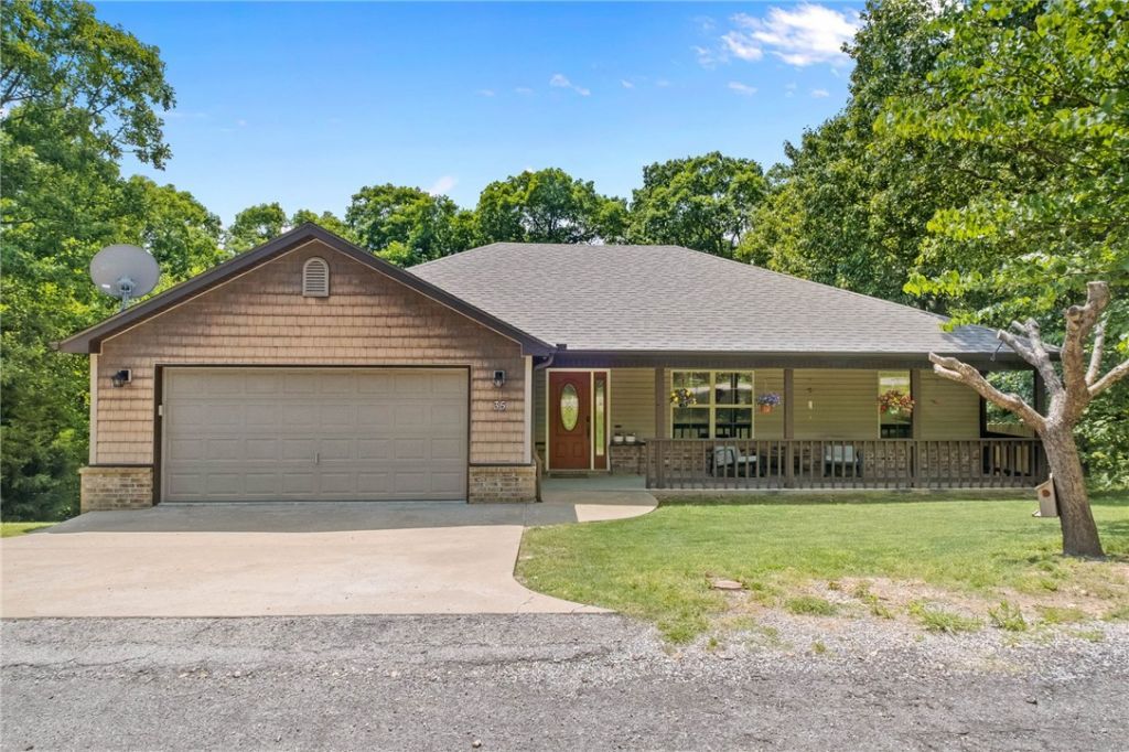35 Nantwich Circle, Bella Vista, AR 72714 Main Photo