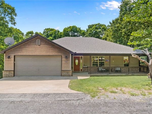 35 Nantwich Circle, Bella Vista, AR 72714