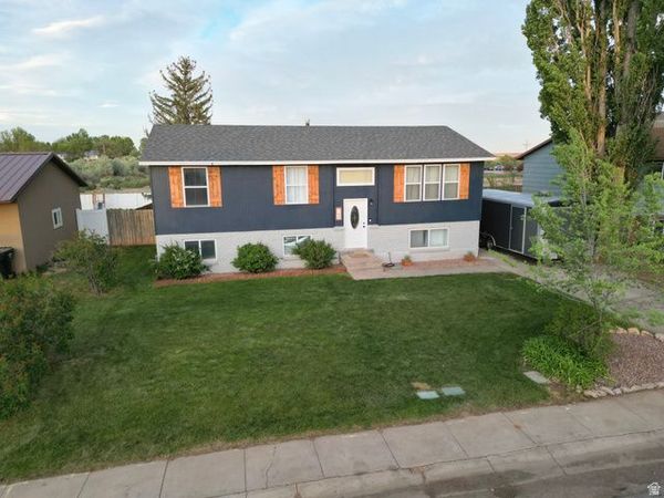 145 S ALTA ST, Roosevelt, UT 84066