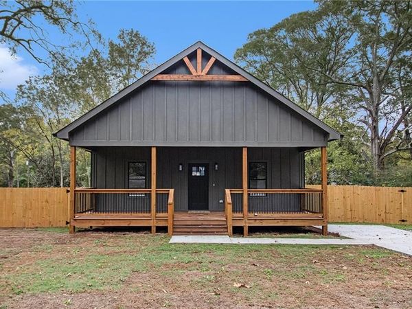93 Arnco 2nd Street , Newnan, GA 30263