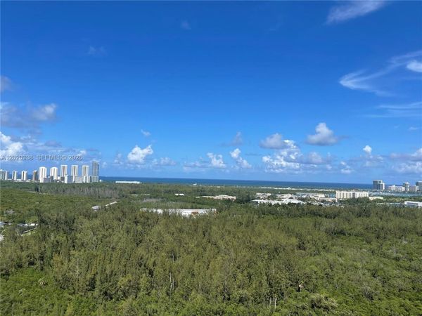 14951 Royal Oaks Ln , Unit 2606, North Miami, FL 33181