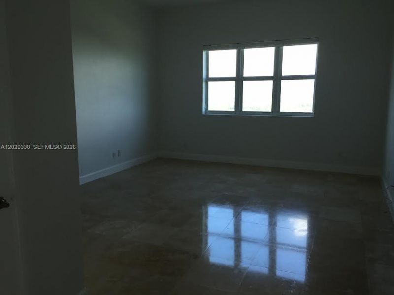 14951 Royal Oaks Ln, Unit 2606, North Miami, FL 33181 Photo