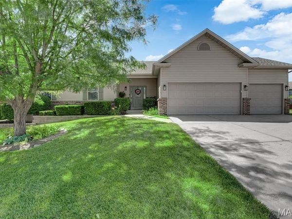 810 Kevin Drive, Wentzville, MO 63385