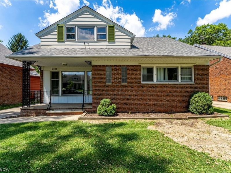 24111 Edgehill Drive, Beachwood, OH 44122 Photo 1