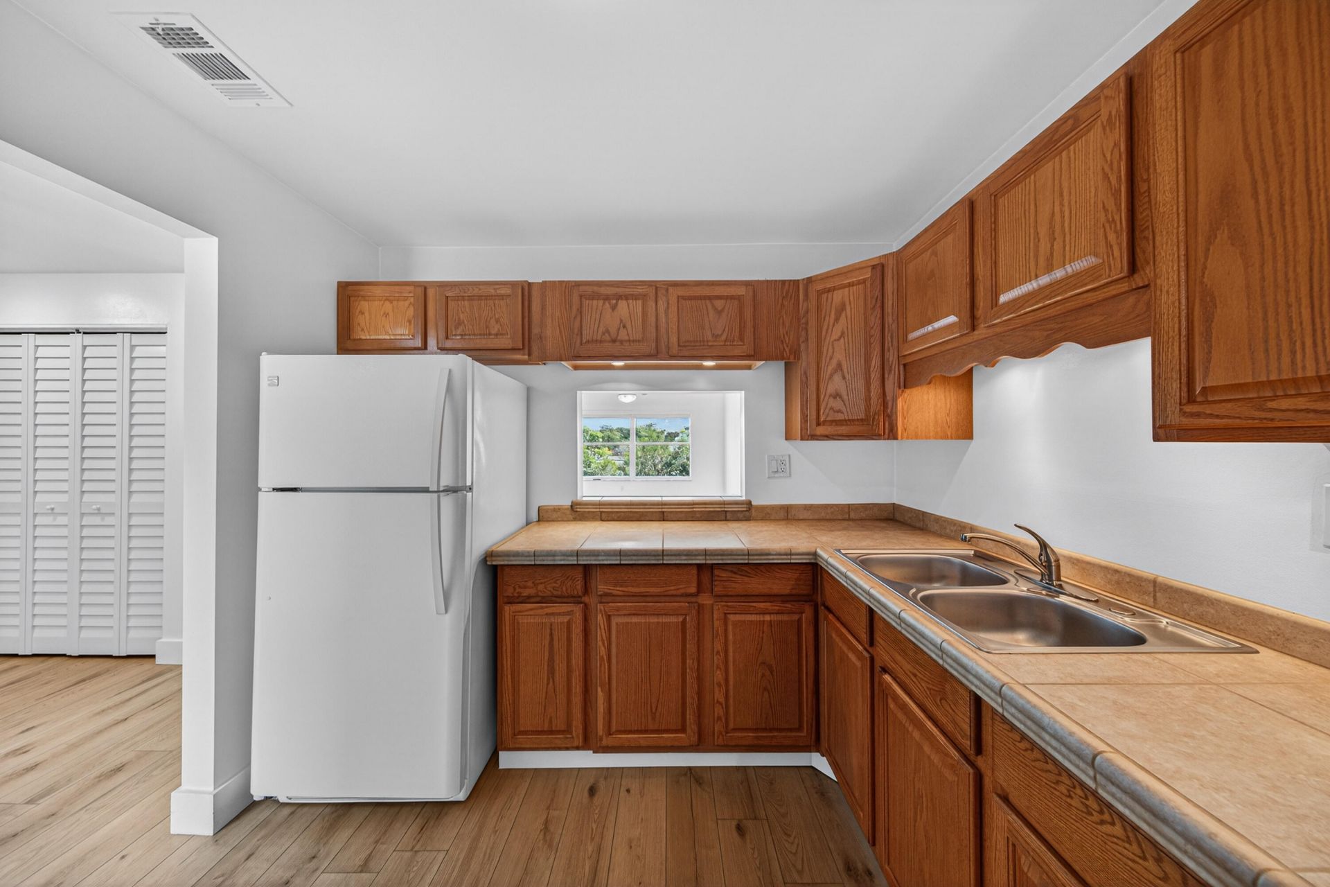 6570 Royal Palm Boulevard, Unit 306j, Margate, FL 33063 Photo