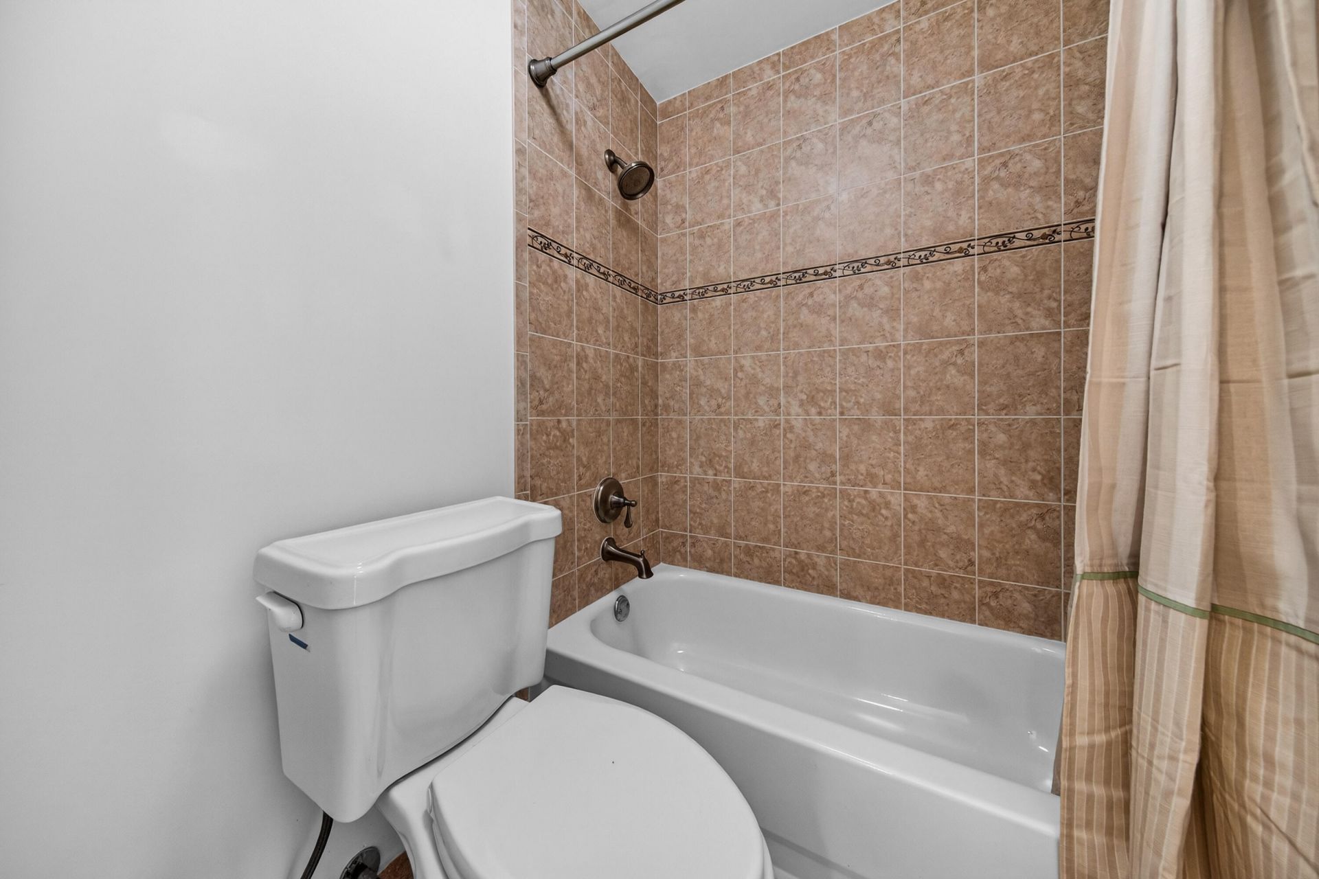 6570 Royal Palm Boulevard, Unit 306j, Margate, FL 33063 Photo