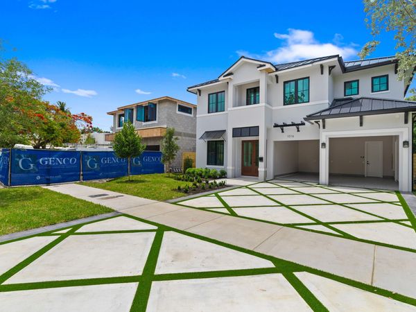 1016 SE 8th Street, Fort Lauderdale, FL 33316