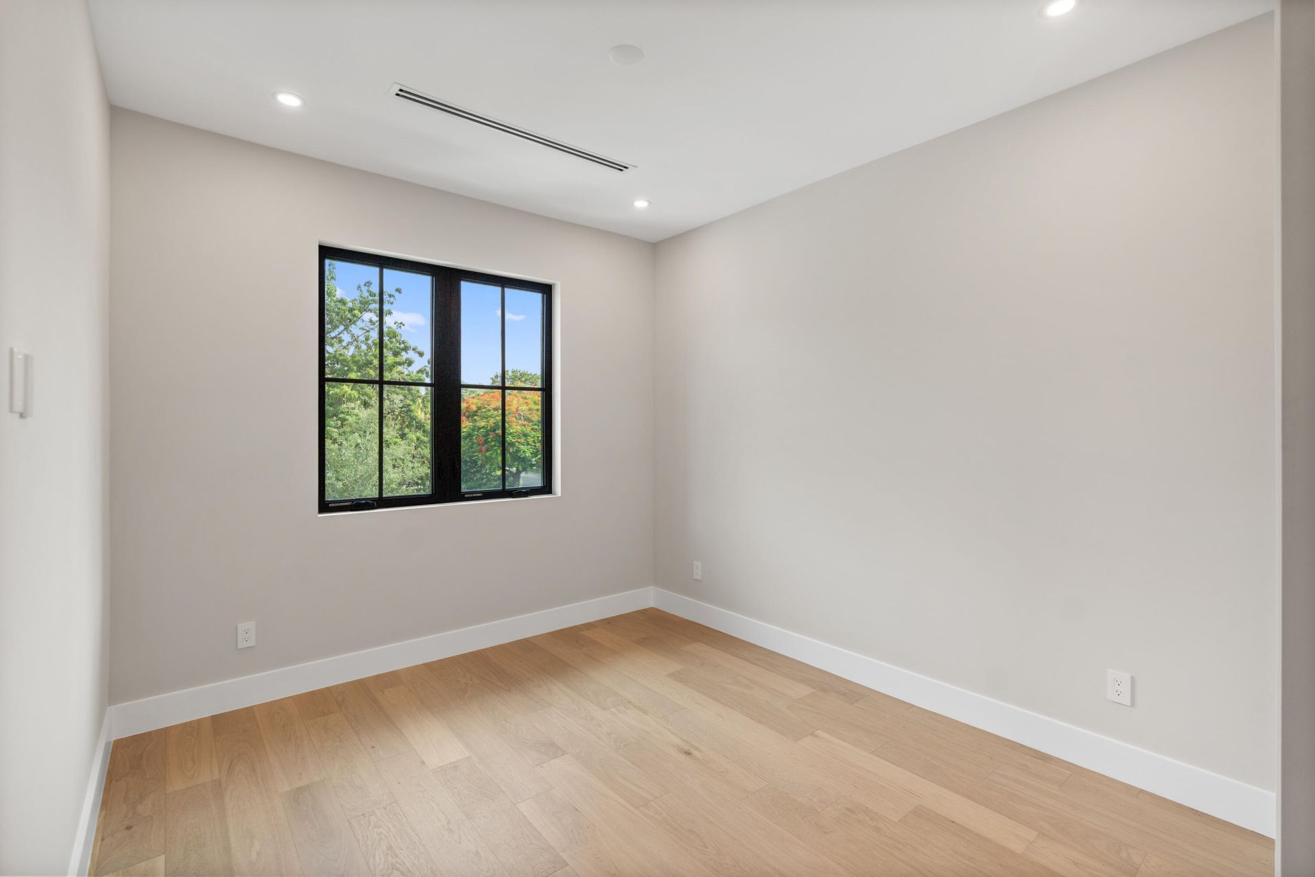 1016 SE 8th Street, Fort Lauderdale, FL 33316 Photo