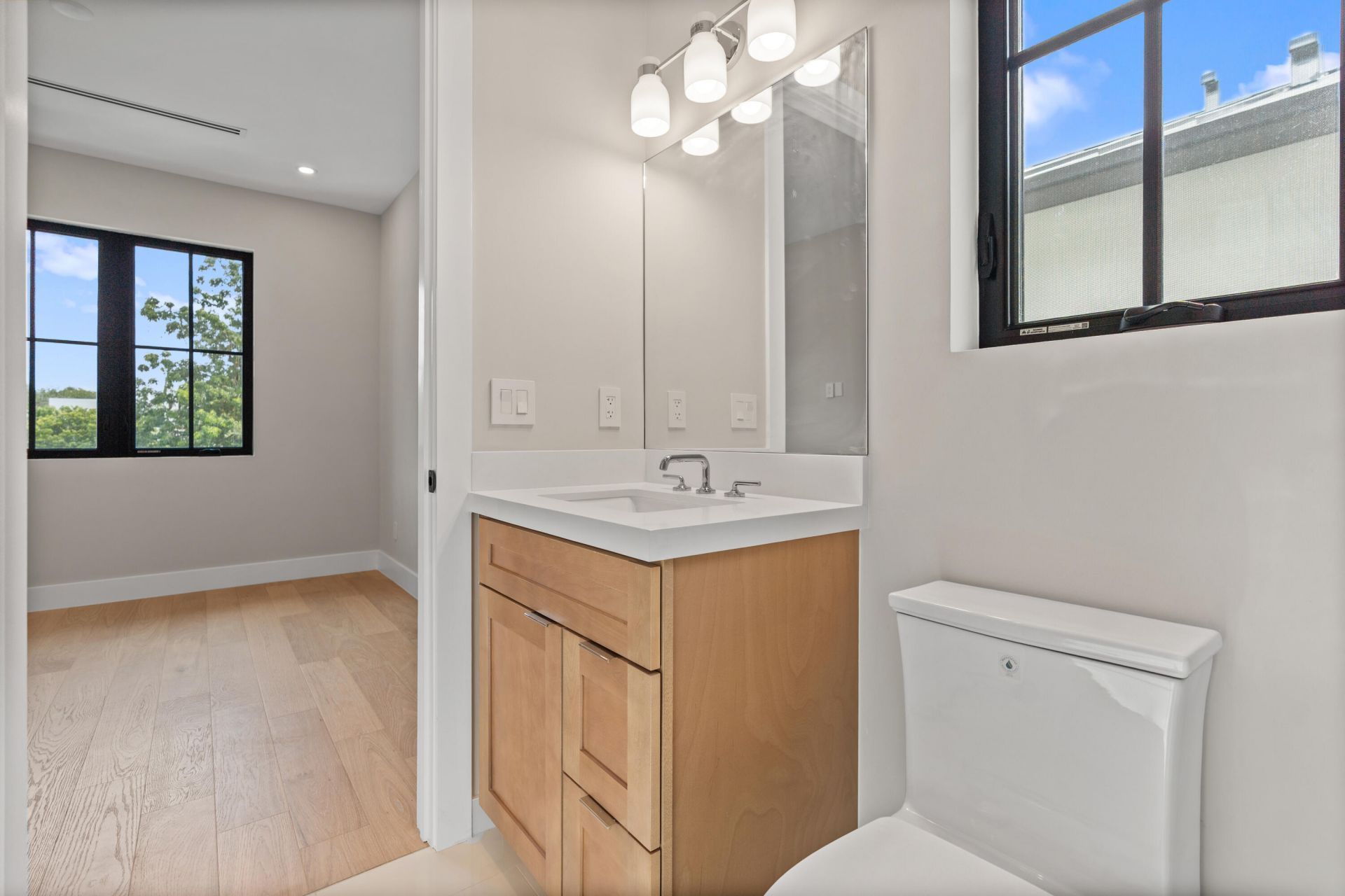 1016 SE 8th Street, Fort Lauderdale, FL 33316 Photo