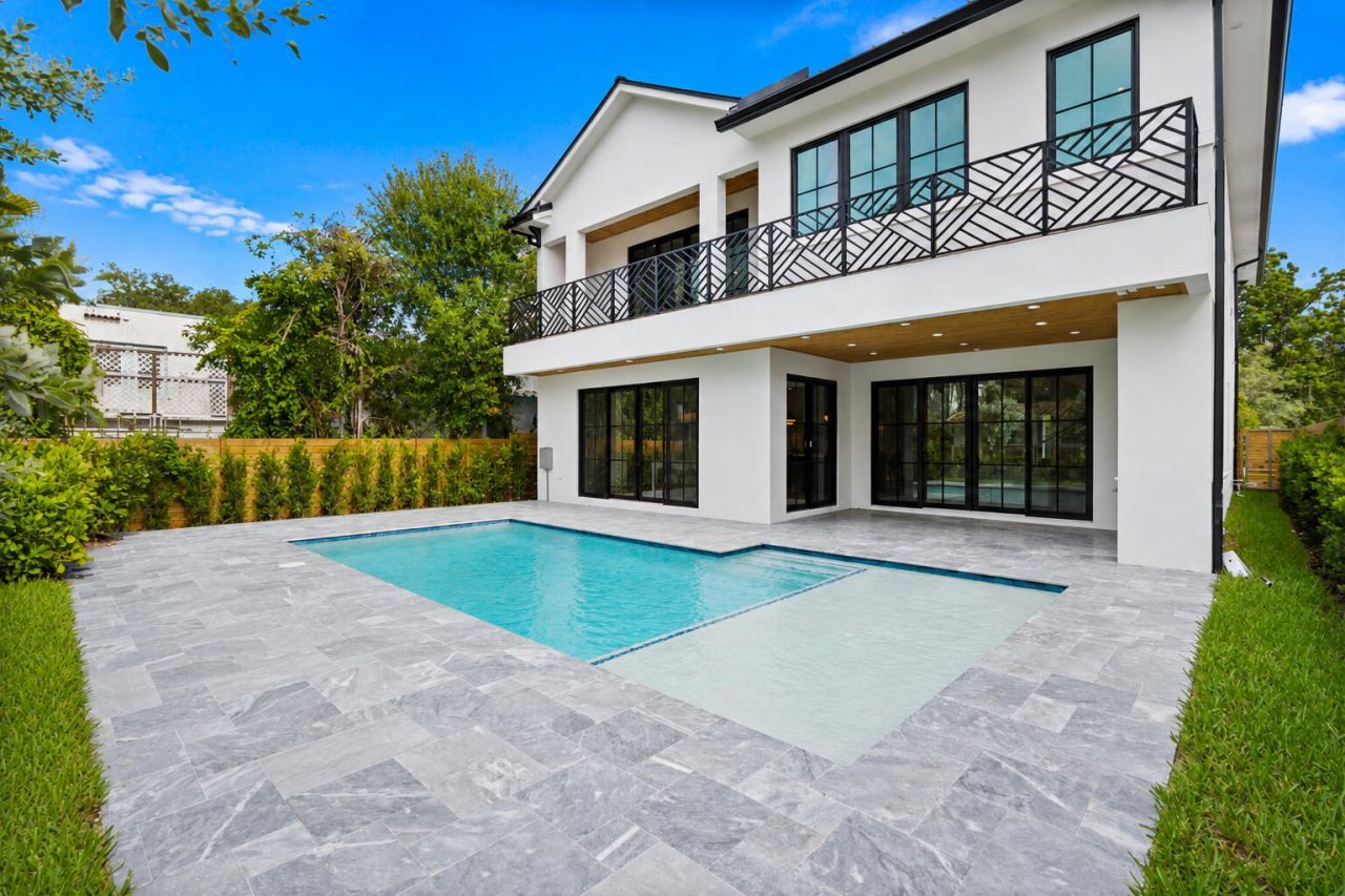 1016 SE 8th Street, Fort Lauderdale, FL 33316 Photo