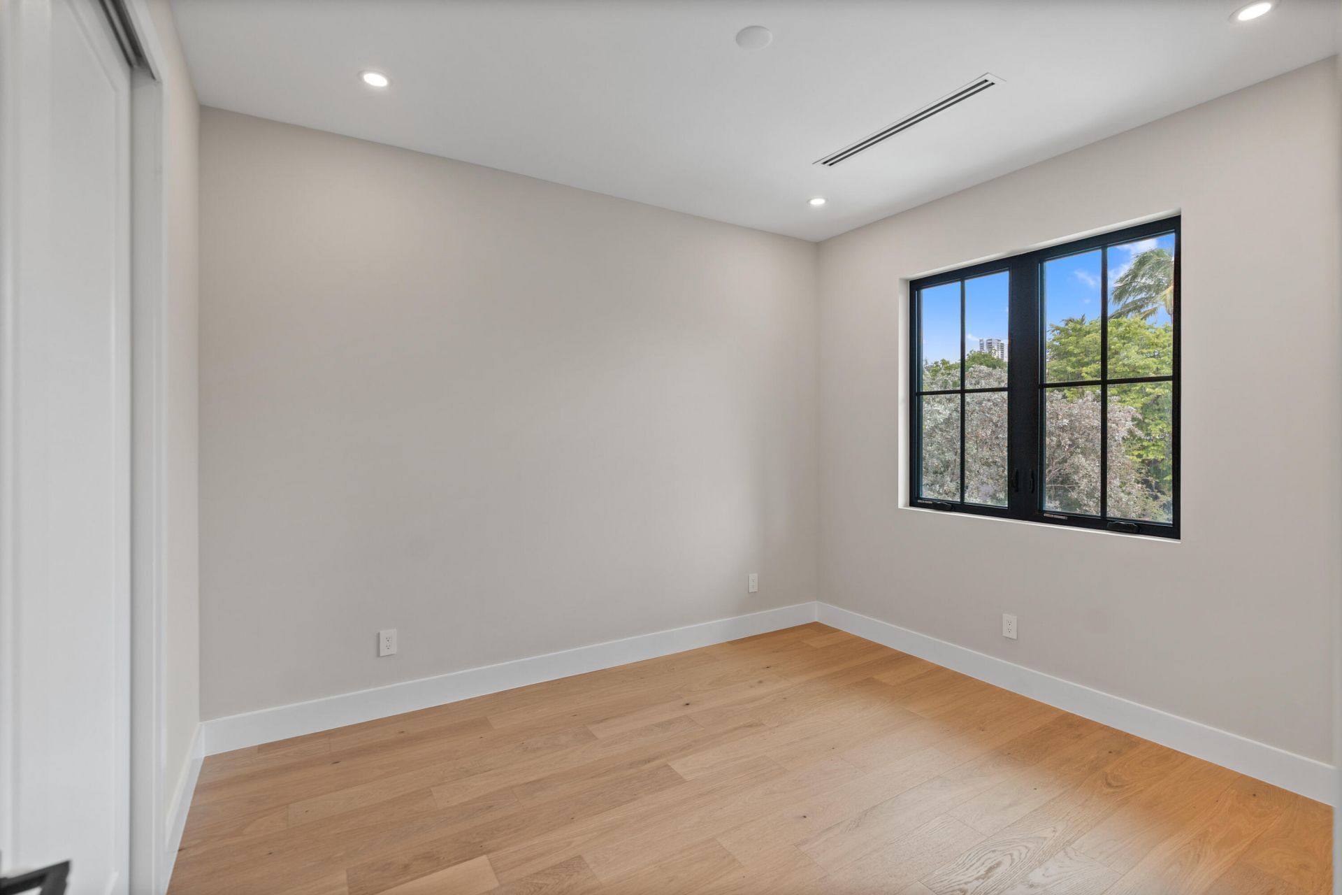 1016 SE 8th Street, Fort Lauderdale, FL 33316 Photo