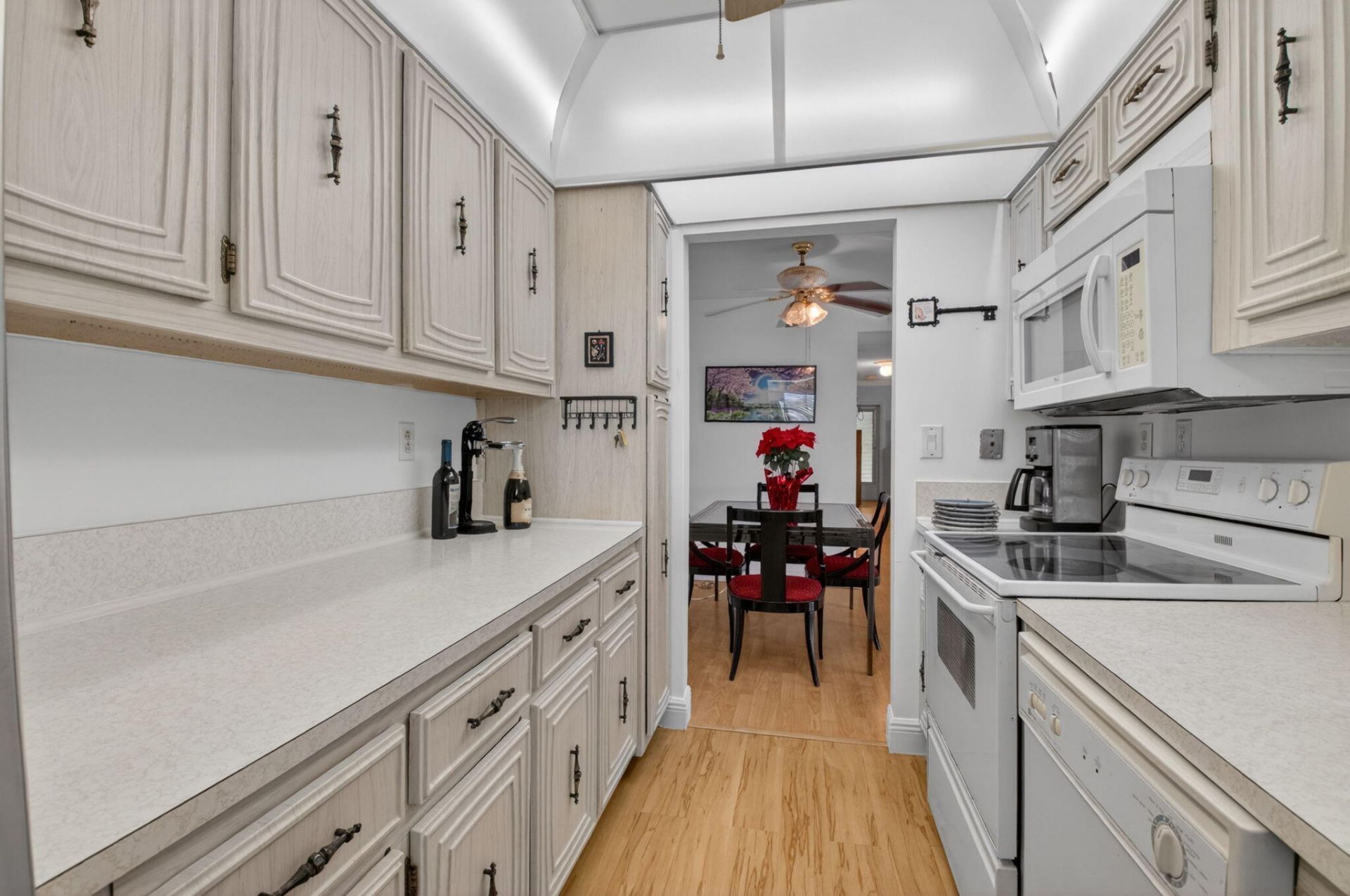 172 High Point Terrace W, Unit D, Delray Beach, FL 33445 Photo