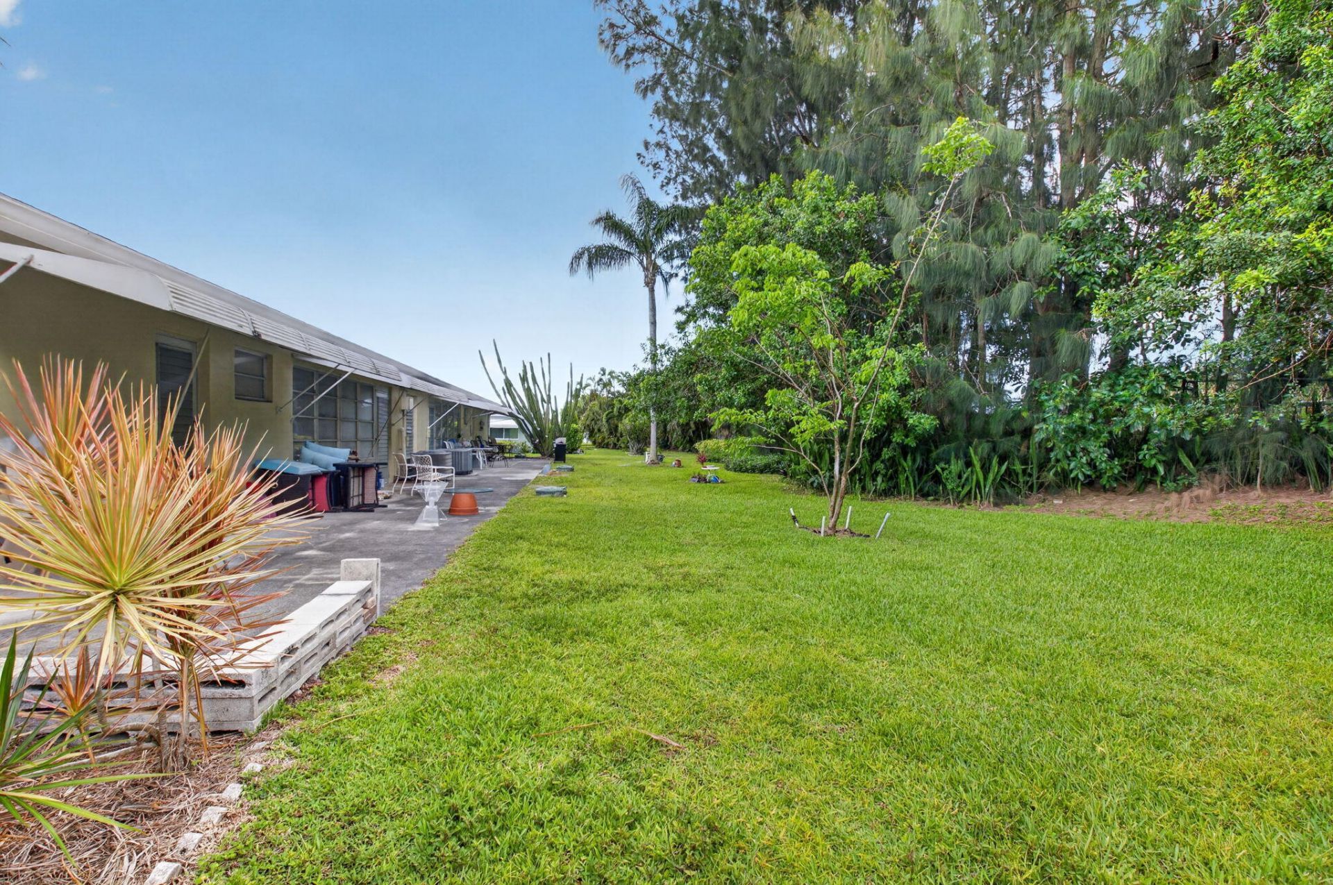 172 High Point Terrace W, Unit D, Delray Beach, FL 33445 Photo