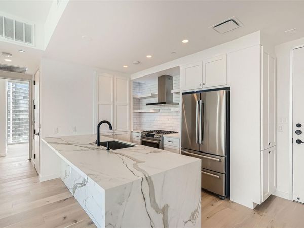 301 West Ave, Unit 2101, Austin, TX 78701