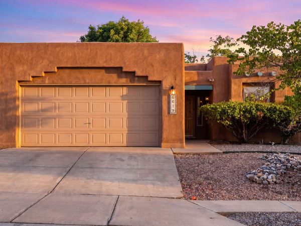 6819 Via Del Cerro NE, Albuquerque, NM 87113