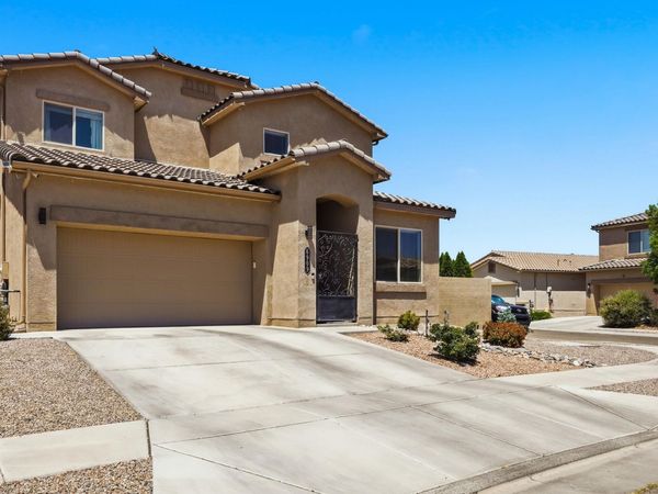 6909 Tombstone Road NW, Albuquerque, NM 87114