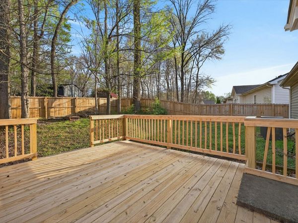 631 Hidden Valley Dr , Clarksville, TN 37040