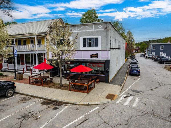 28 Central Square, Bristol, NH 03222