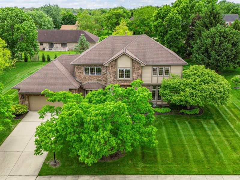 638 Primrose Lane, Tipp City, OH 45371 Photo 3