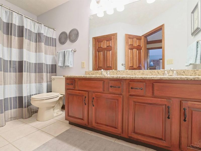638 Primrose Lane, Tipp City, OH 45371 Photo 33