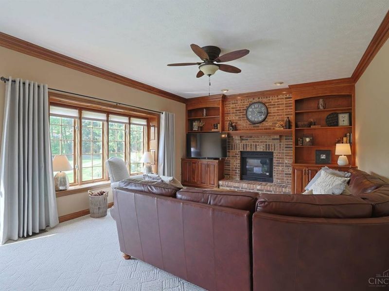 638 Primrose Lane, Tipp City, OH 45371 Photo 9