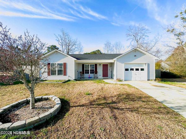 101 Luke Court , New Bern, NC 28560