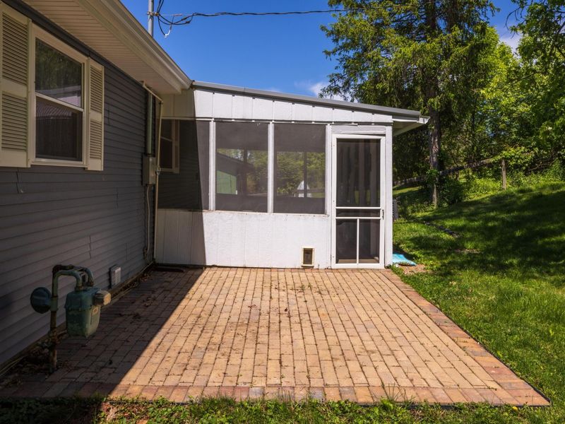 49 Canterbury Drive , Athens, OH 45701 Photo 12