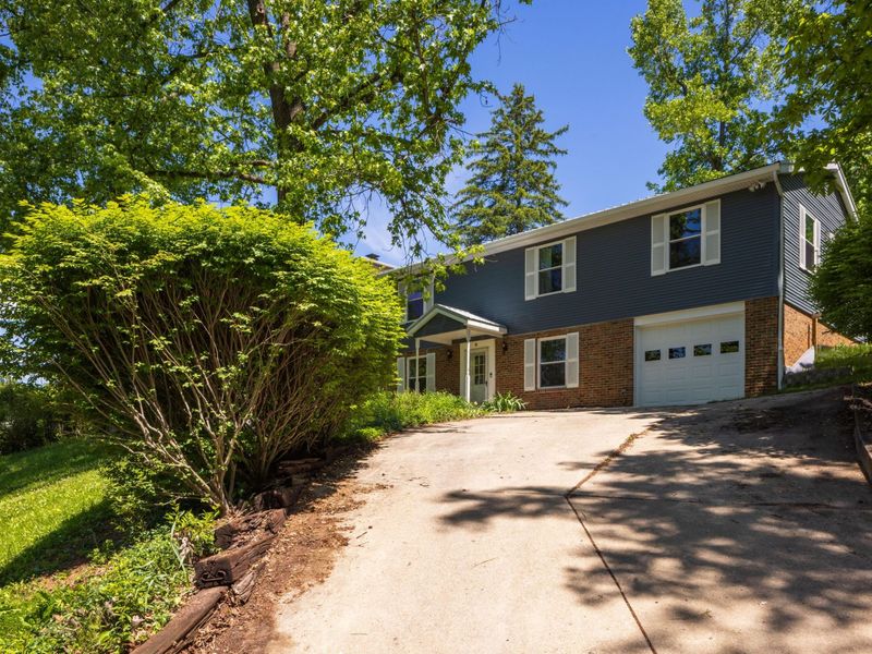 49 Canterbury Drive , Athens, OH 45701 Photo 3