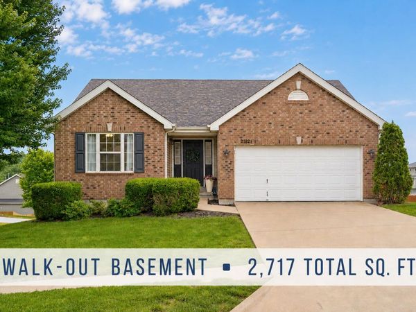 2182 W Drake Street, Springfield, MO 65810