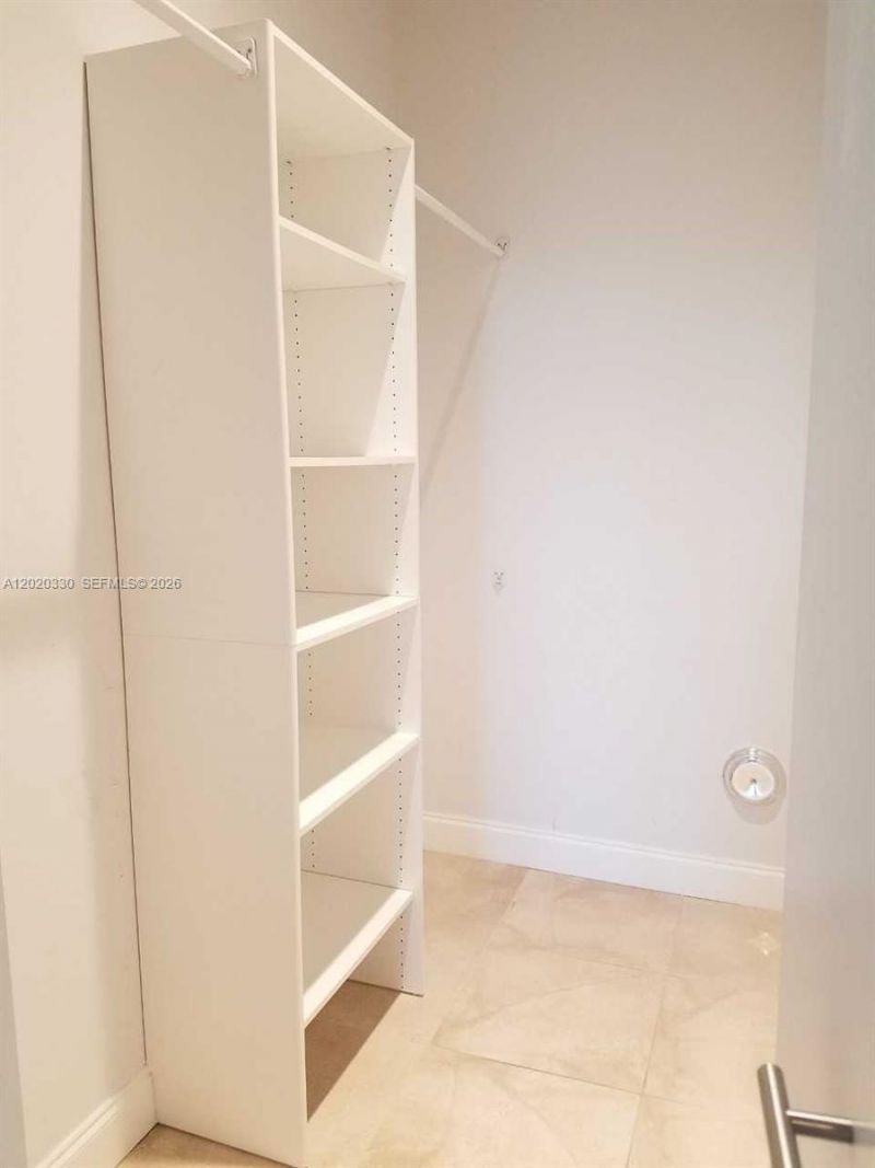3029 NE 188th St , Unit 323, Aventura, FL 33180 Photo