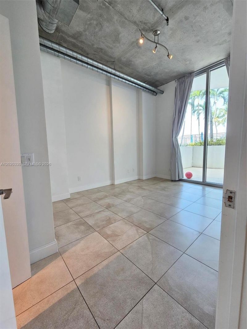 3029 NE 188th St, Unit 323, Aventura, FL 33180 Photo