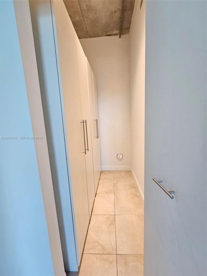 3029 NE 188th St, Unit 323, Aventura, FL 33180 Photo