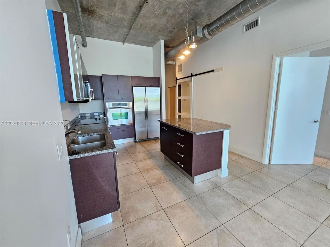 3029 NE 188th St, Unit 323, Aventura, FL 33180 Photo