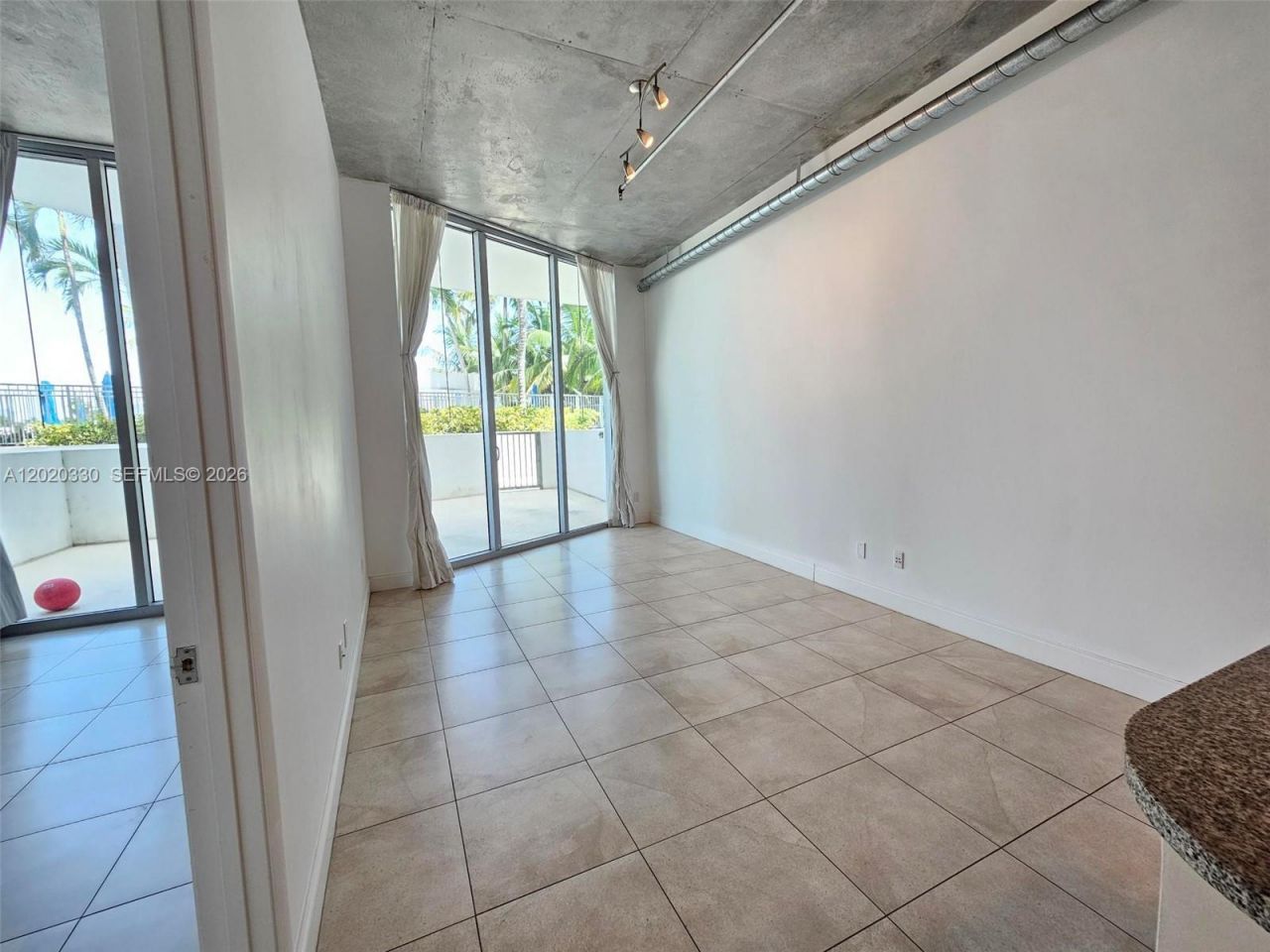 3029 NE 188th St, Unit 323, Aventura, FL 33180 Photo