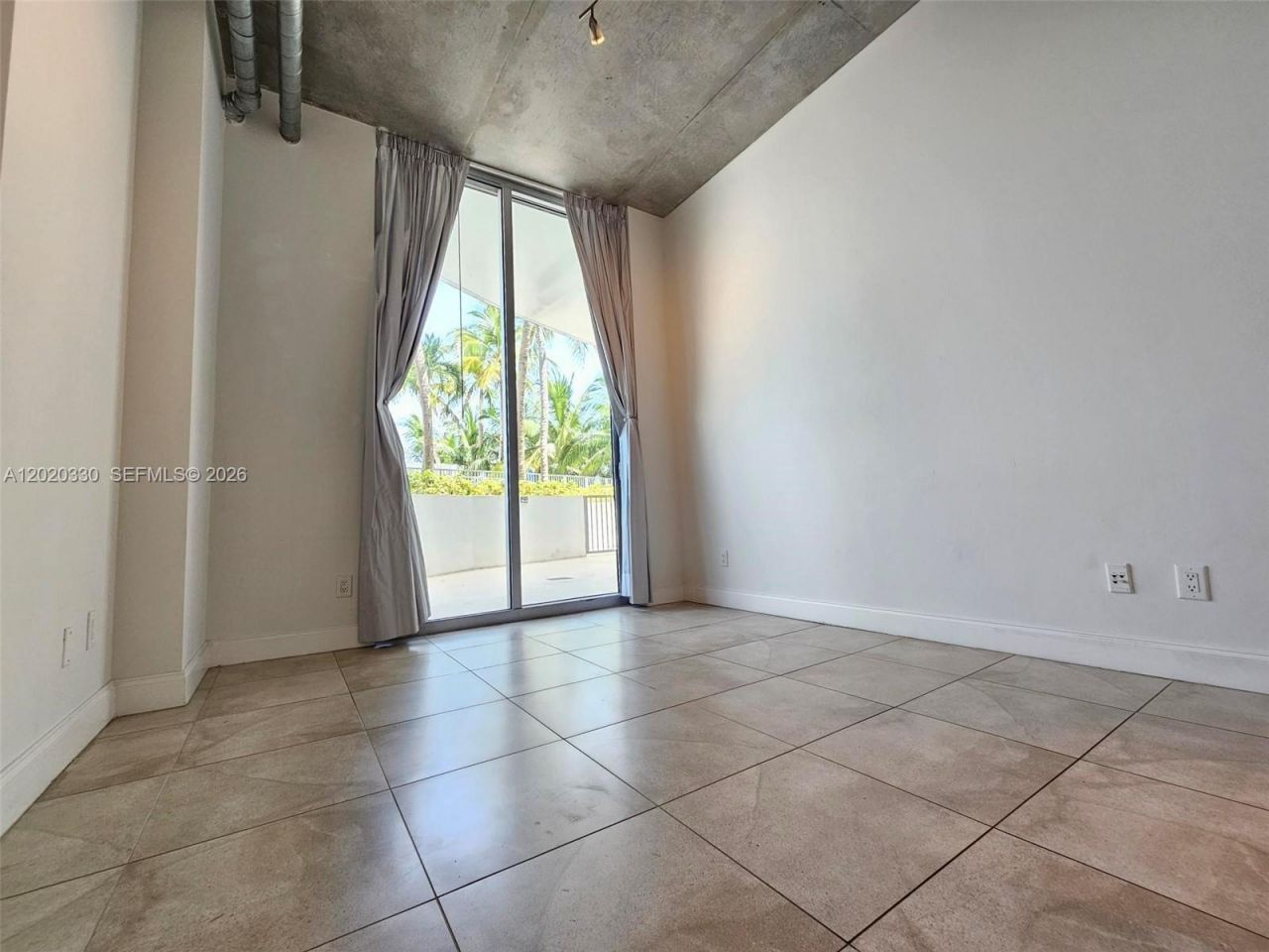 3029 NE 188th St, Unit 323, Aventura, FL 33180 Photo