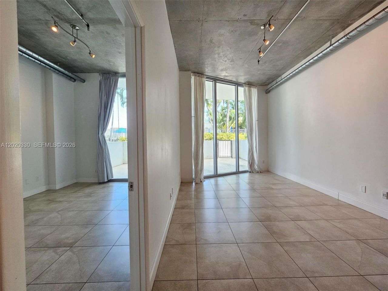 3029 NE 188th St, Unit 323, Aventura, FL 33180 Photo