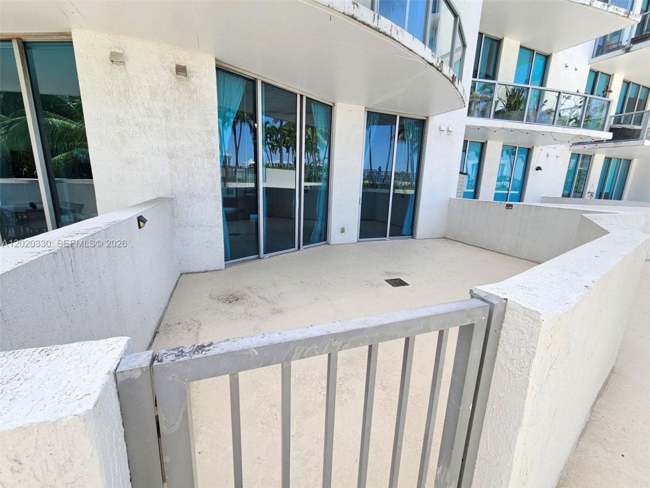 3029 NE 188th St, Unit 323, Aventura, FL 33180 Photo