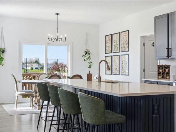 1593 N Thompson Road, Sun Prairie, WI 53590