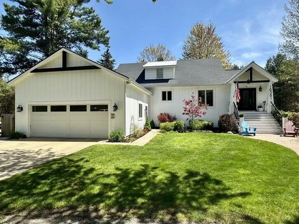 16381 Greenly Street, Holland, MI 49424