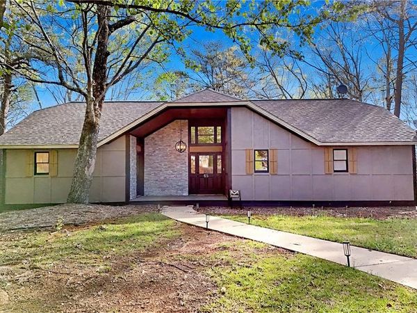 85 International Village Drive , Helen, GA 30545