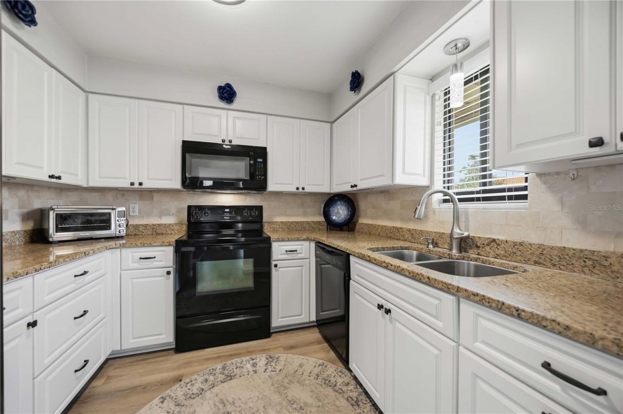 6507 Draw Lane, Unit 68, Sarasota, FL 34238 Photo