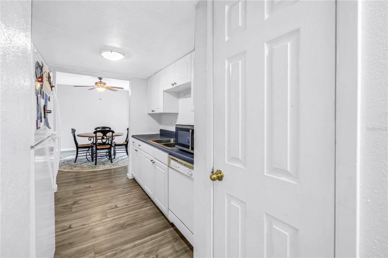 4160 35th Terrace S, Unit I, Saint Petersburg, FL 33711 Photo
