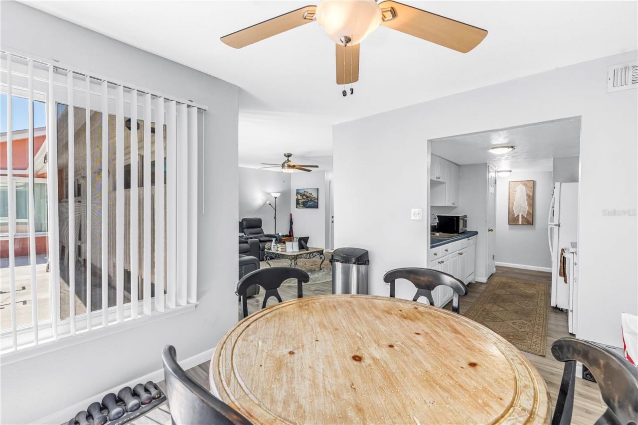 4160 35th Terrace S, Unit I, Saint Petersburg, FL 33711 Photo