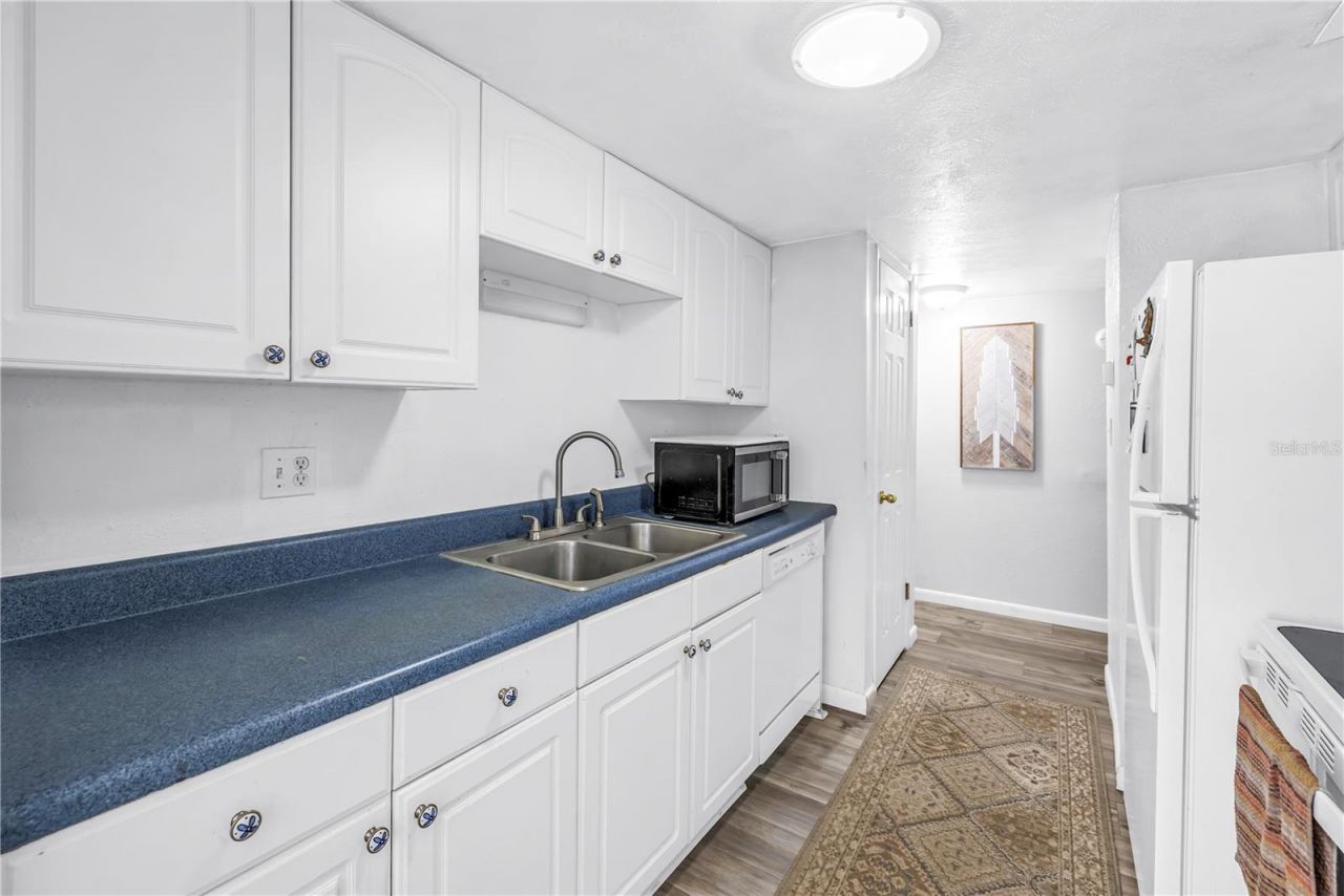 4160 35th Terrace S, Unit I, Saint Petersburg, FL 33711 Photo