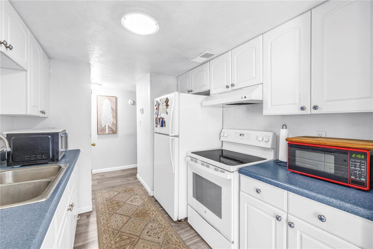 4160 35th Terrace S, Unit I, Saint Petersburg, FL 33711 Photo