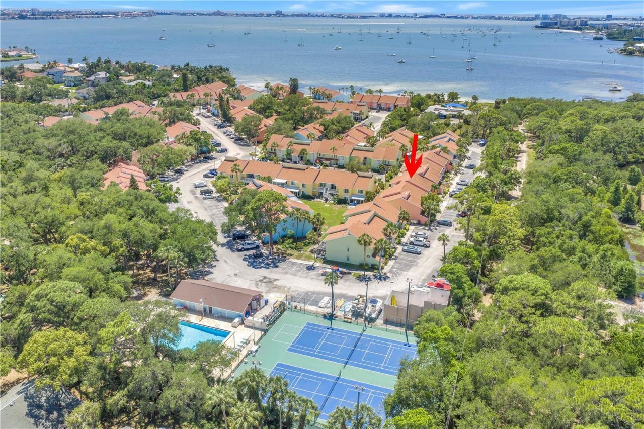 4160 35th Terrace S, Unit I, Saint Petersburg, FL 33711 Photo