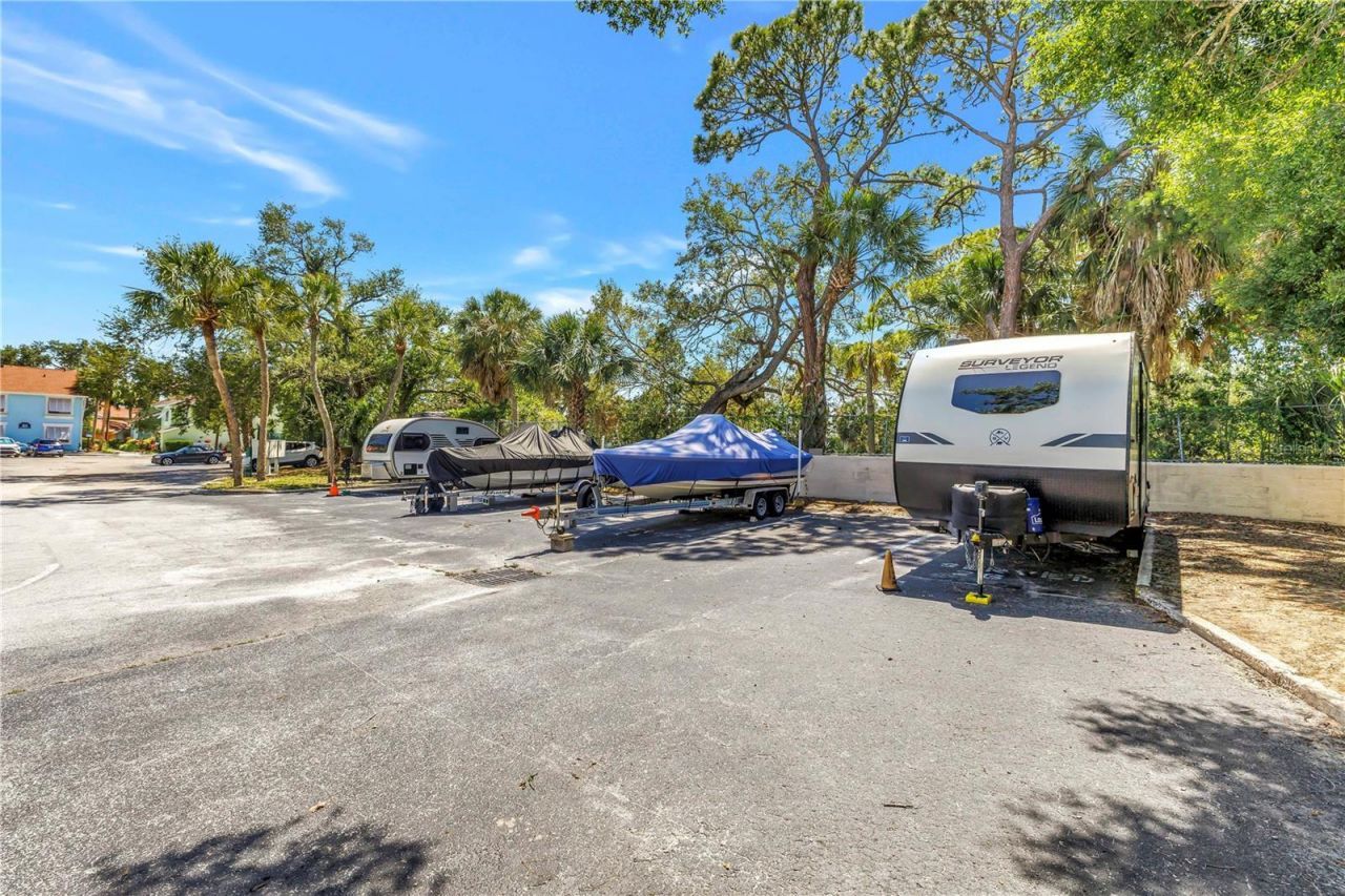 4160 35th Terrace S, Unit I, Saint Petersburg, FL 33711 Photo