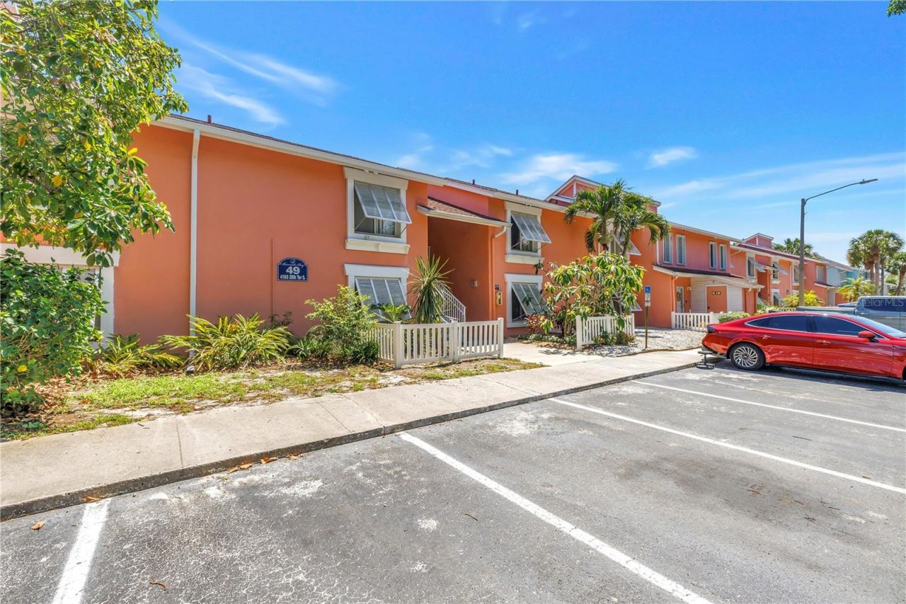 4160 35th Terrace S, Unit I, Saint Petersburg, FL 33711 Photo