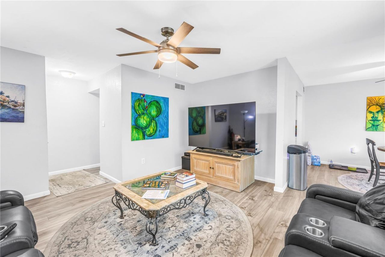 4160 35th Terrace S, Unit I, Saint Petersburg, FL 33711 Photo