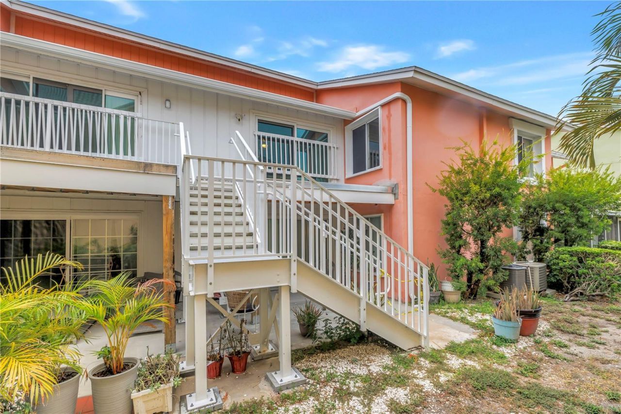 4160 35th Terrace S, Unit I, Saint Petersburg, FL 33711 Photo